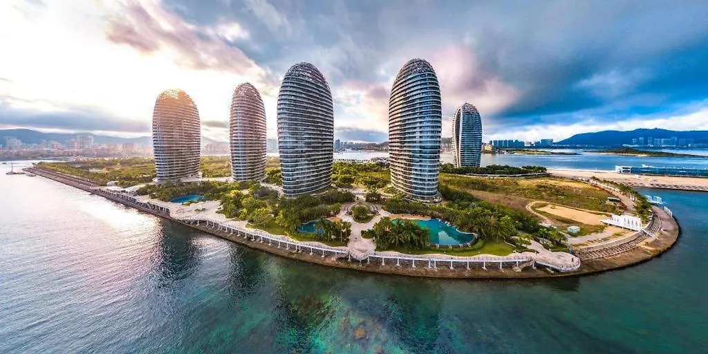 Yuhuayuan Sea View Hotel Санья 4*,