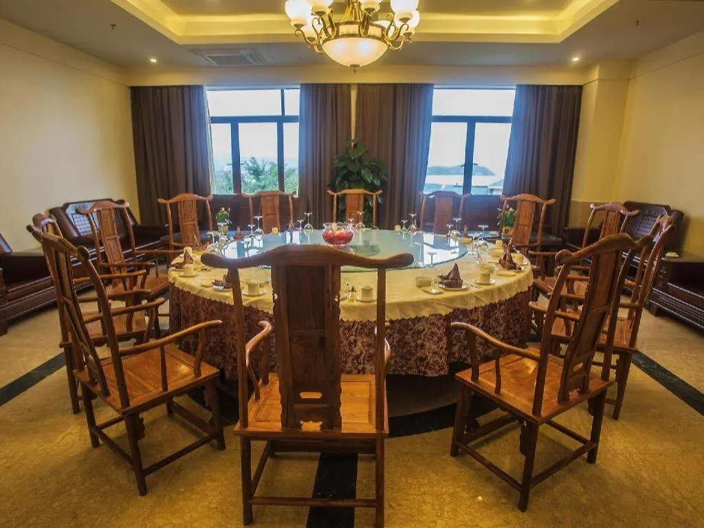 Yuhuayuan Sea View Hotel Санья Китай