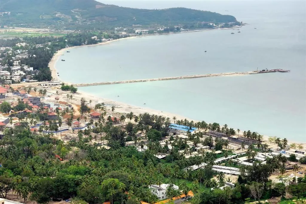 Yuhuayuan Sea View Hotel Санья